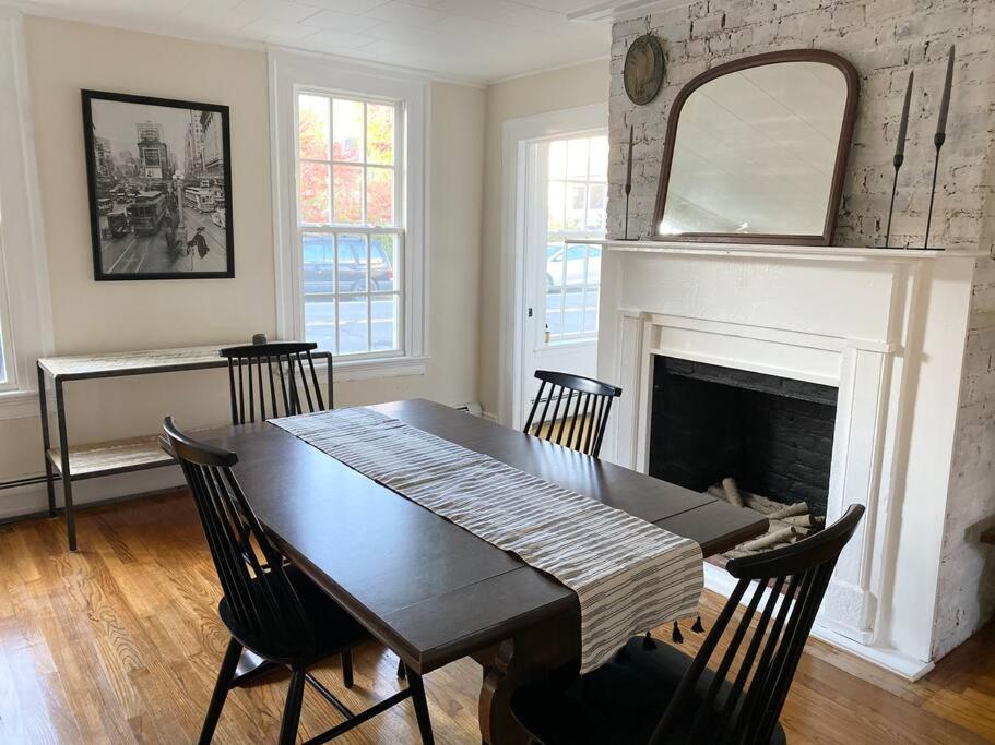 The Colonial On The Hudson Villa Athens Exterior photo